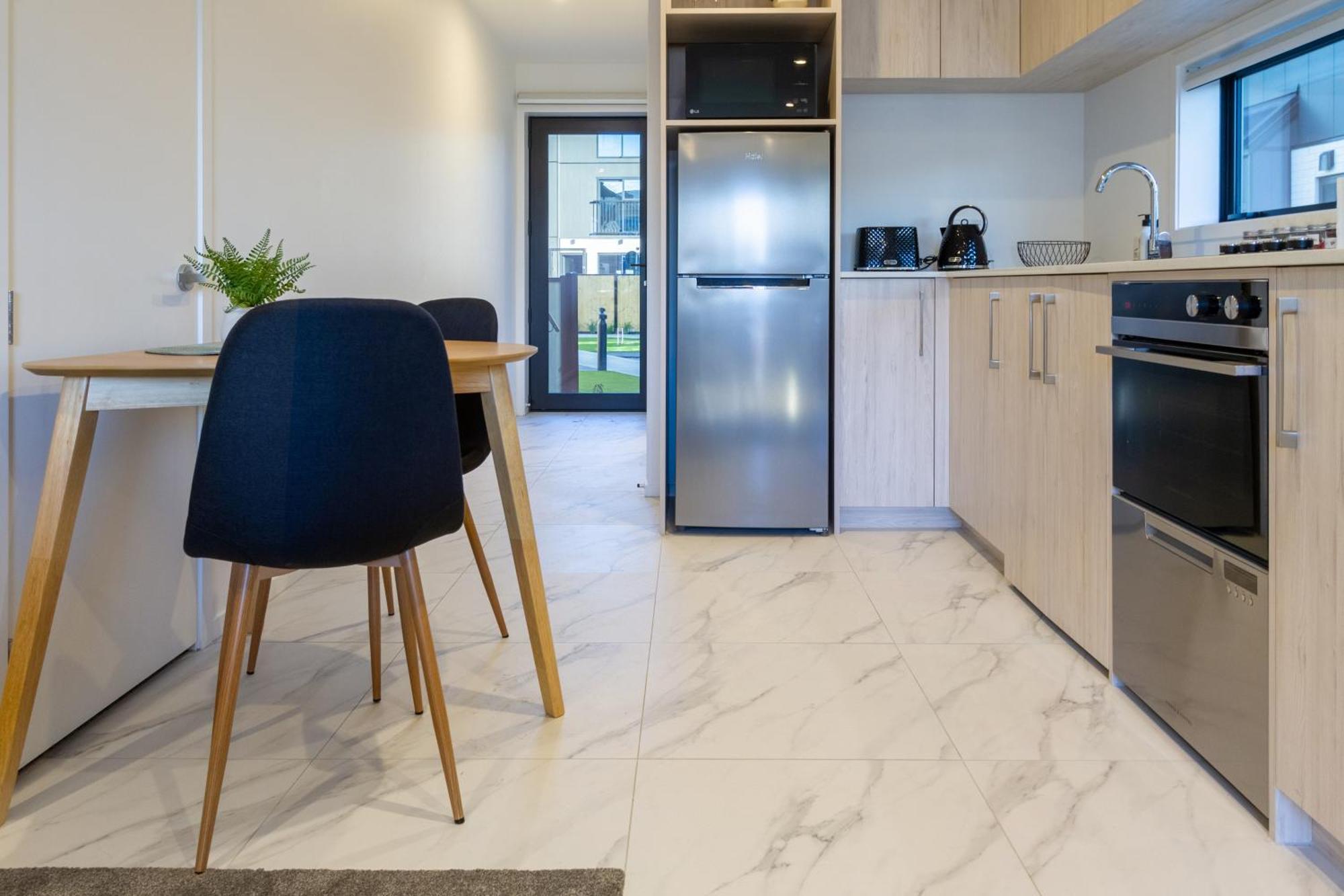 Single Level Studio Escape On Wilmer St - Central Christchurch Exterior photo